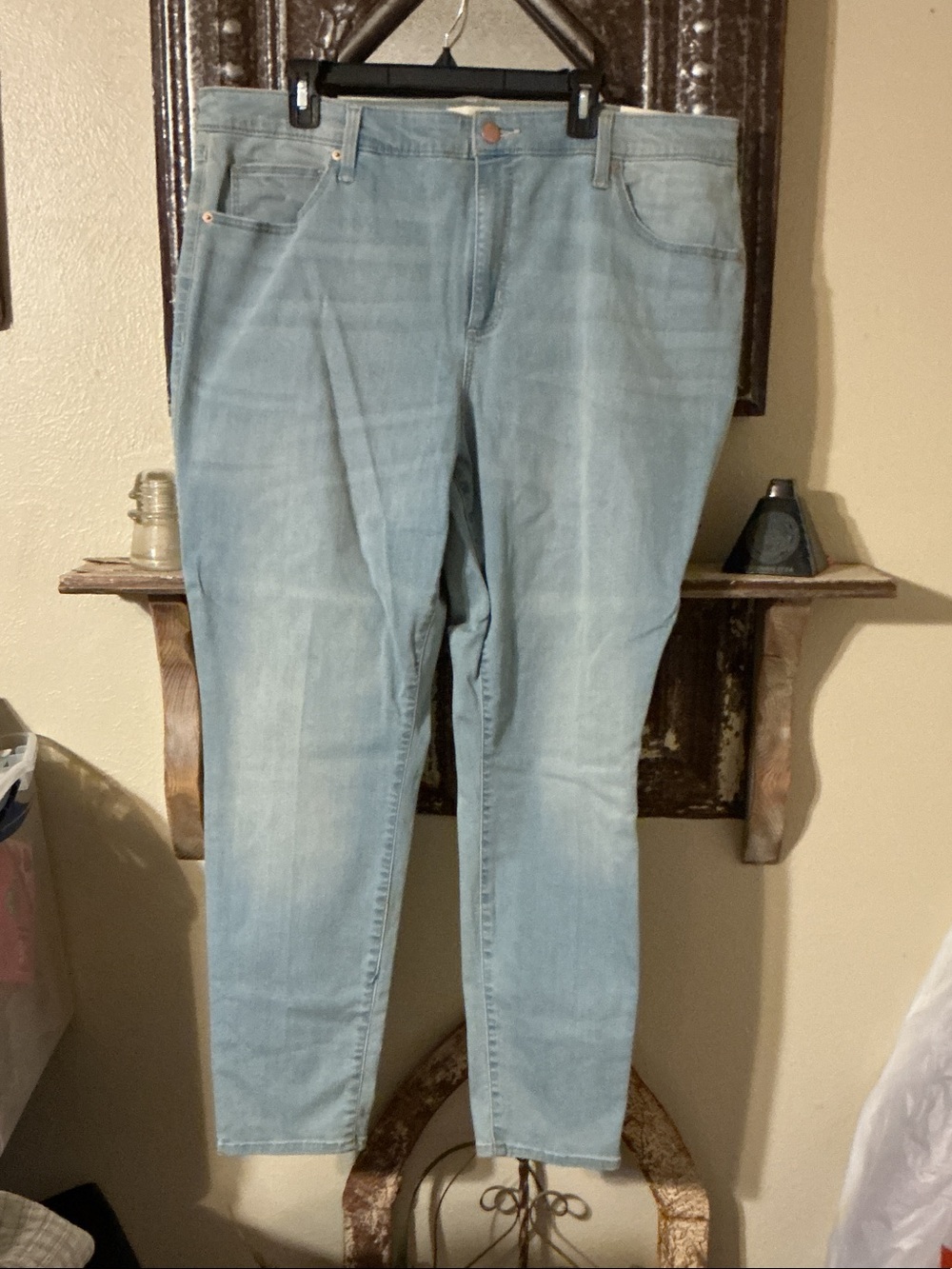 Universal Thread Pale Blue Skinny Jeans